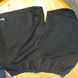 Black  Nike Athletic Shorts Mens 2xl